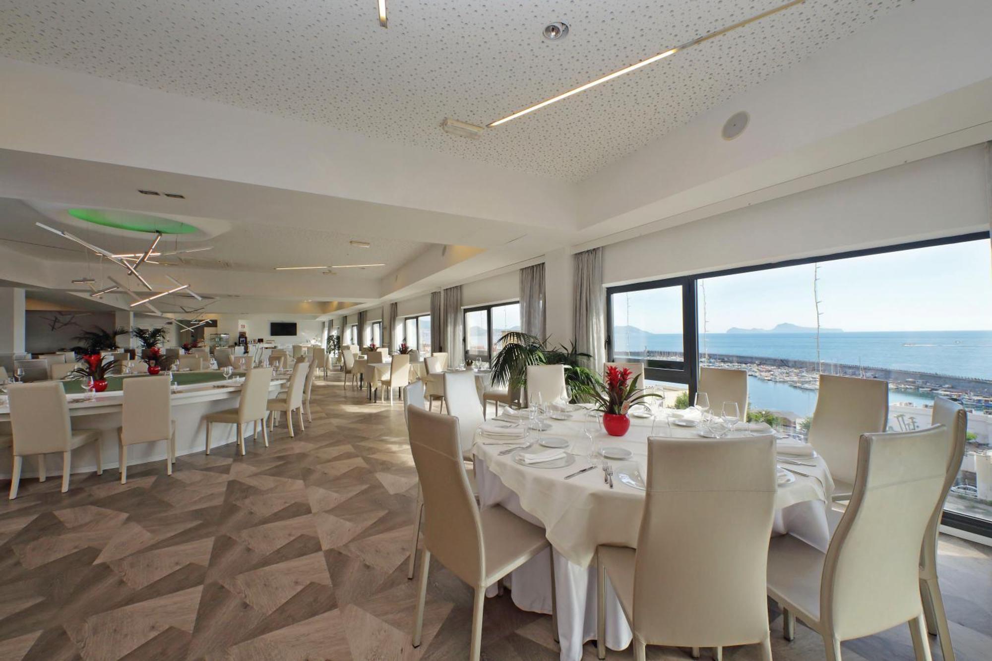 Hotel Poseidon Torre del Greco Bagian luar foto