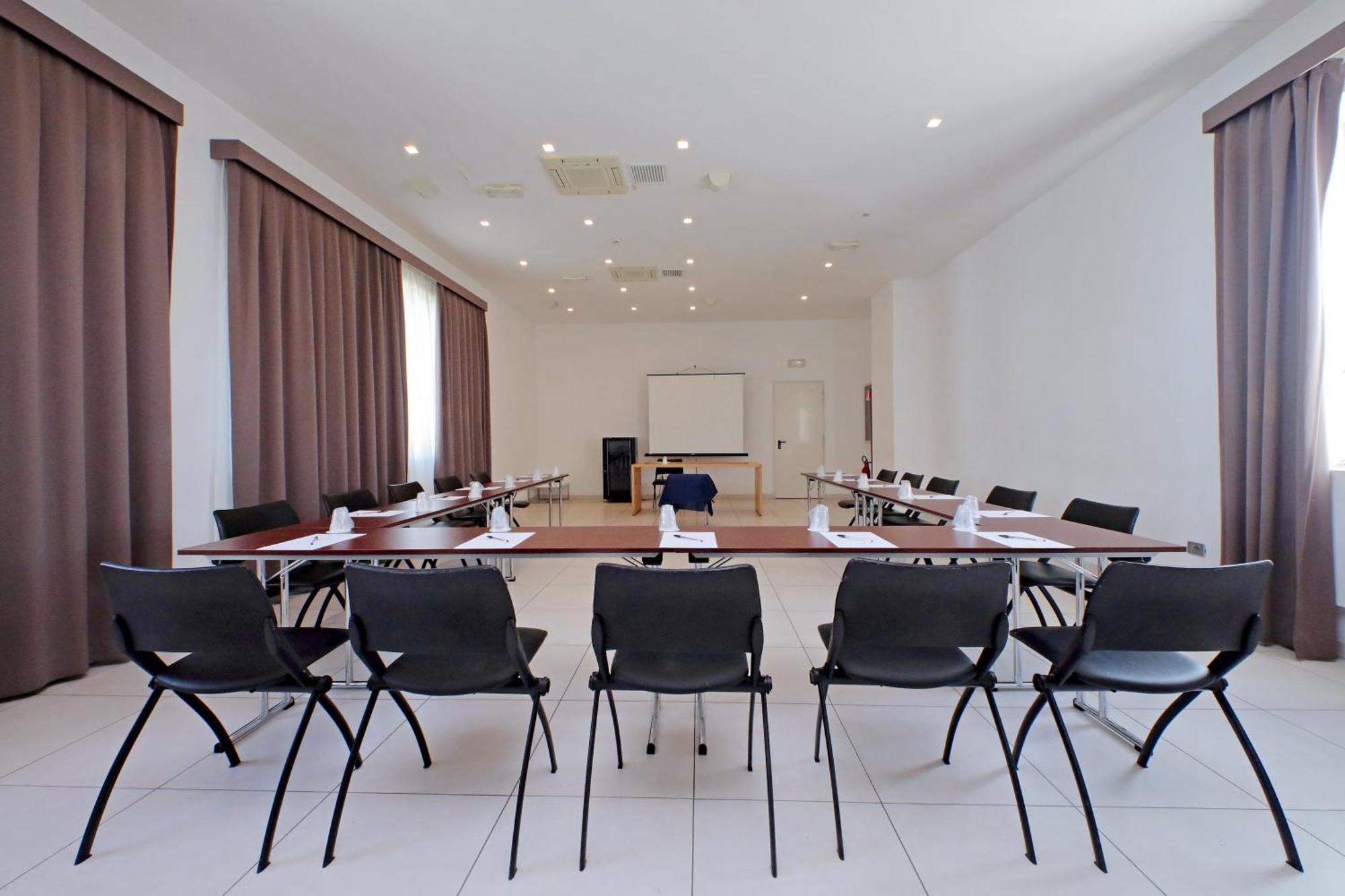 Hotel Poseidon Torre del Greco Bagian luar foto