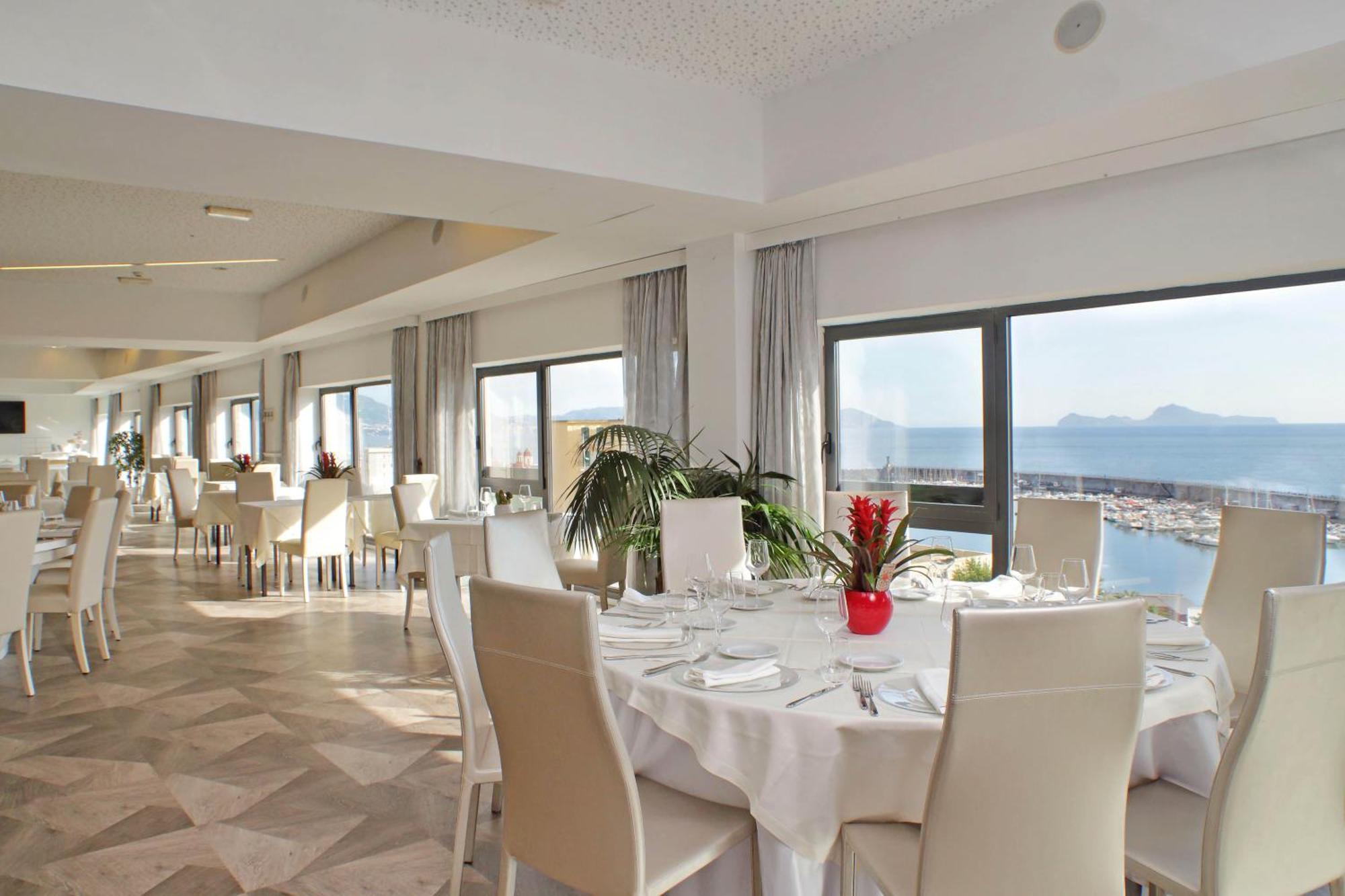 Hotel Poseidon Torre del Greco Bagian luar foto
