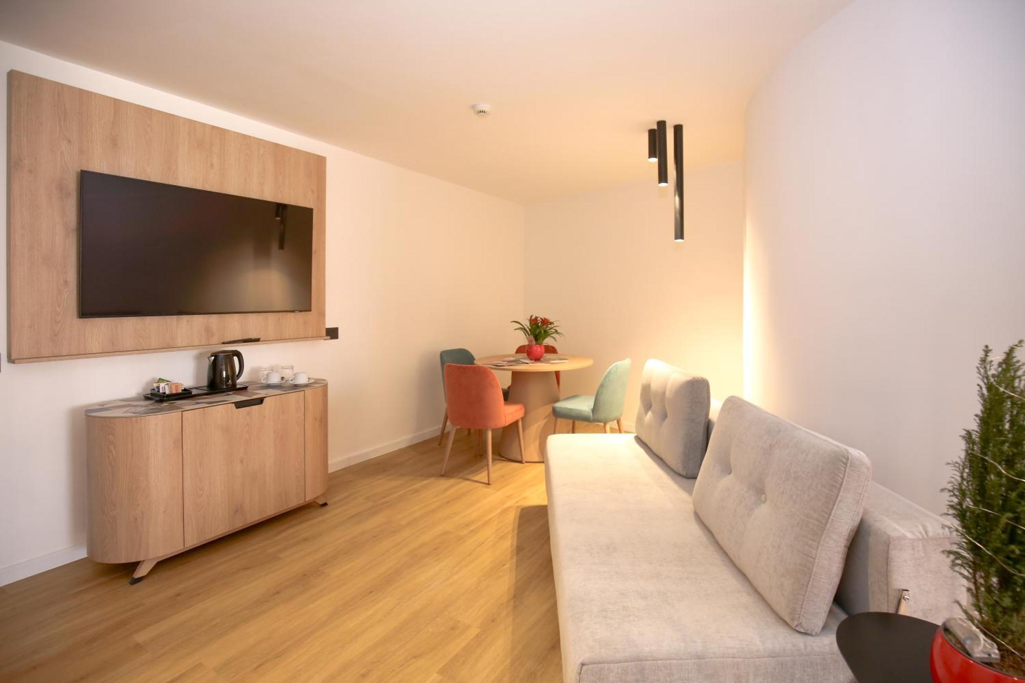 Hotel Poseidon Torre del Greco Bagian luar foto